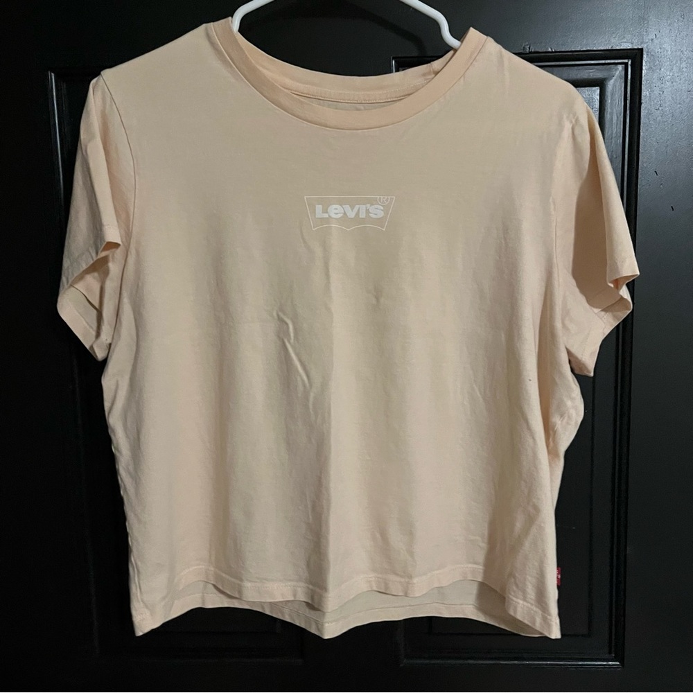 Levi’s Tee